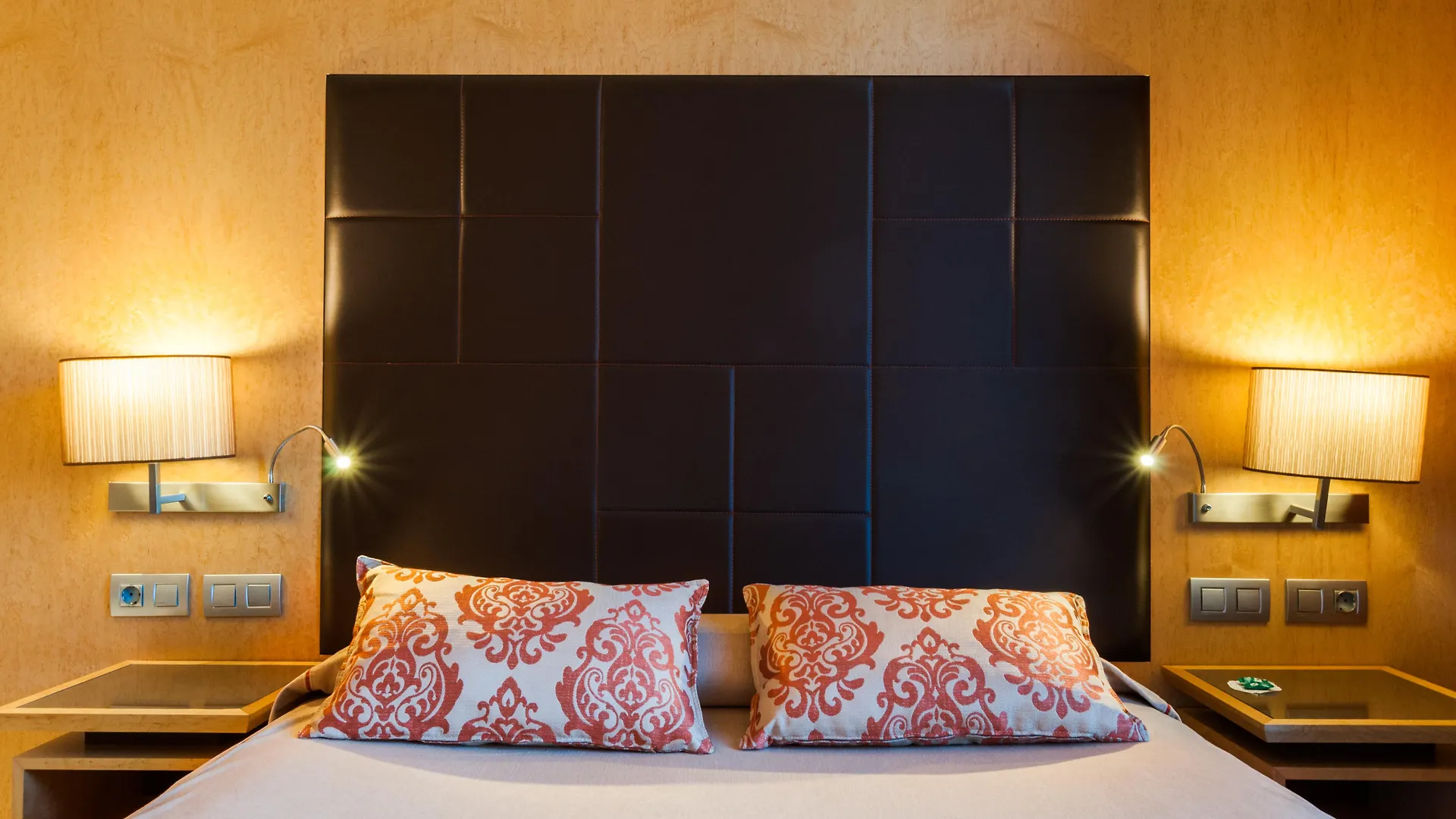 Hotel Medinaceli New Reopening 2025 Barcelona Hiszpania