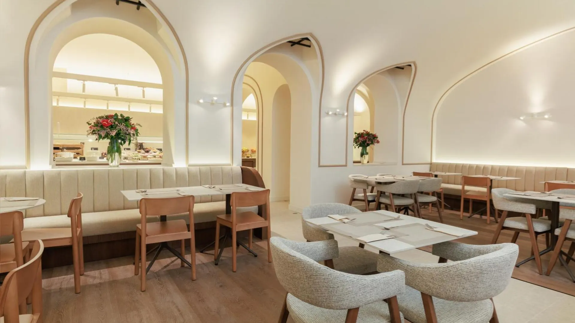 Hotel Medinaceli New Reopening 2025 Barcelona Hiszpania